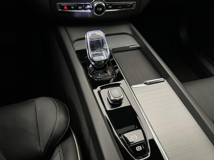 Volvo XC60 B5 AWD ULTRA BLACK EDITION AUT 2.0 Edition