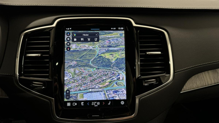Volvo XC90 B5 AWD ULTIMATE REZERVACE