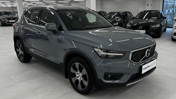 Volvo XC40 D3 INSCRIPTION REZERVACE 2.0 d