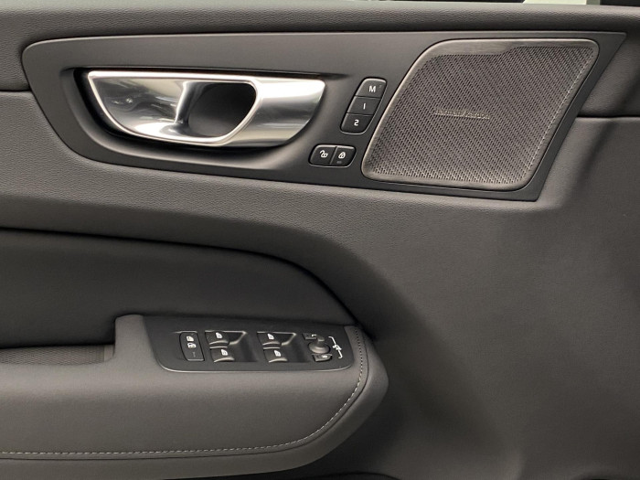 Volvo XC60 B5 AWD AUT ULTRA BLACK EDITION 2.0 Edition