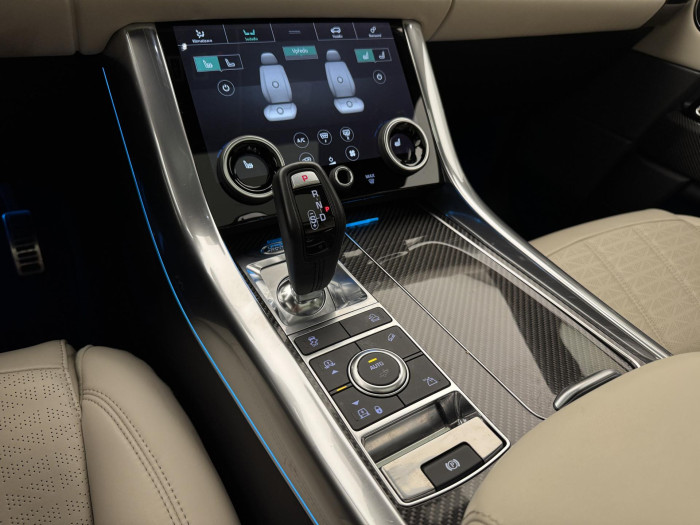 Land Rover Range Rover Sport P525 AUTOBIOGRAPHY REZERVACE