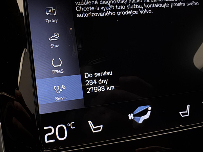 Volvo XC90 D4 AWD MOMENTUM AUT 7M 2.0 d Momentum