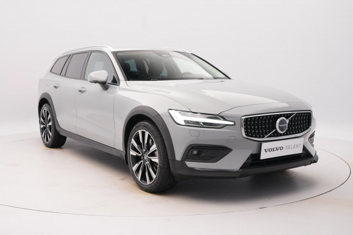 Volvo V60 CC B5 AWD PLUS BRIGHT 1.maj.