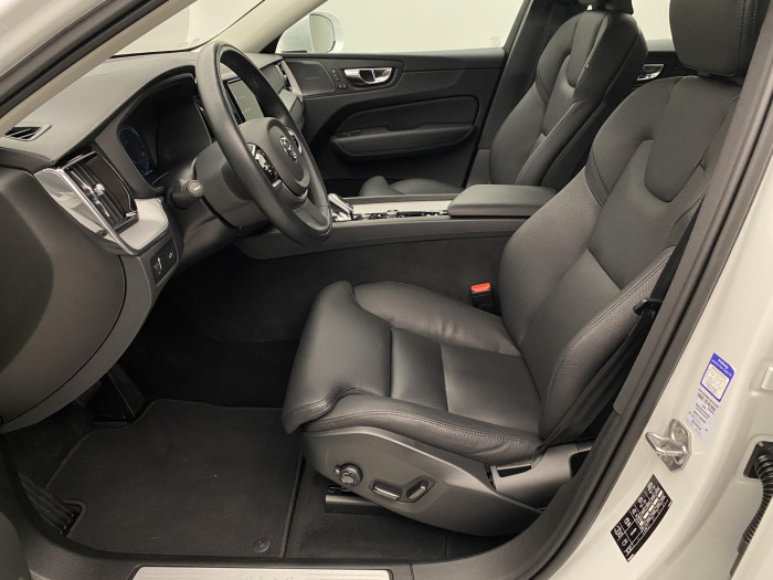 Volvo XC60 B5 AWD INSCRIPTION AUT