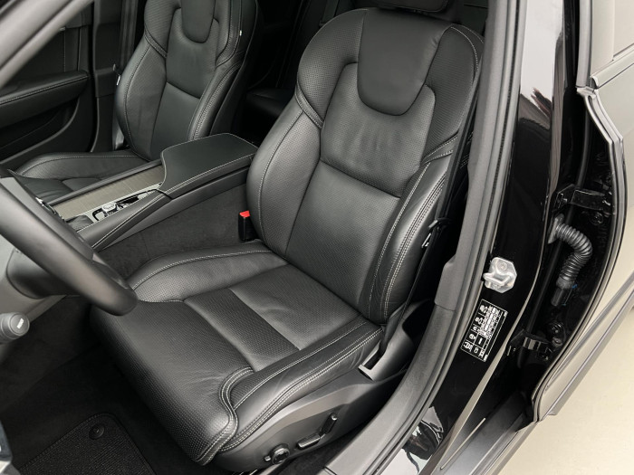 Volvo V90 CC D5 AWD PRO AUT 1.maj. 2.0 d CC CC