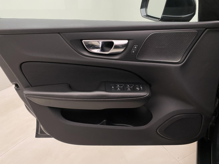 Volvo V60 D3 MOMENTUM AUT 2.0 d Momentum