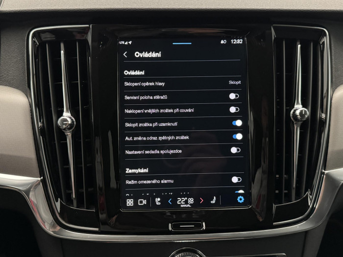 Volvo V90 T6 AWD RECHARGE Plug-in AUT