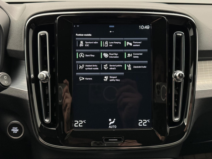 Volvo XC40 T2 MOMENTUM CZ 1.5 Momentum