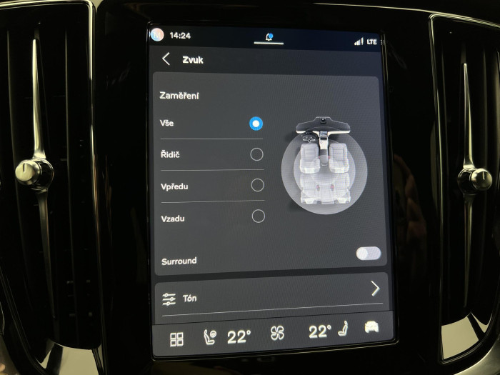 Volvo V60 B4 DARK PLUS