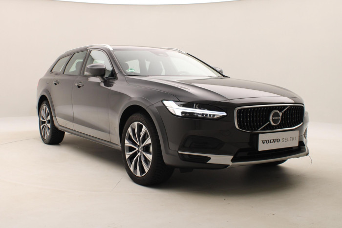 Volvo V90 CC B4 AWD PLUS AUT CZ 1.maj.