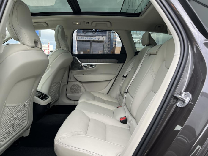 Volvo V90 CROSS COUNTRY B5 AWD ULTIMATE