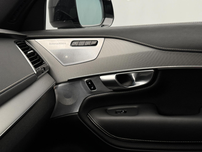 Volvo XC90 B5 AWD R-Design AUT REZERVACE