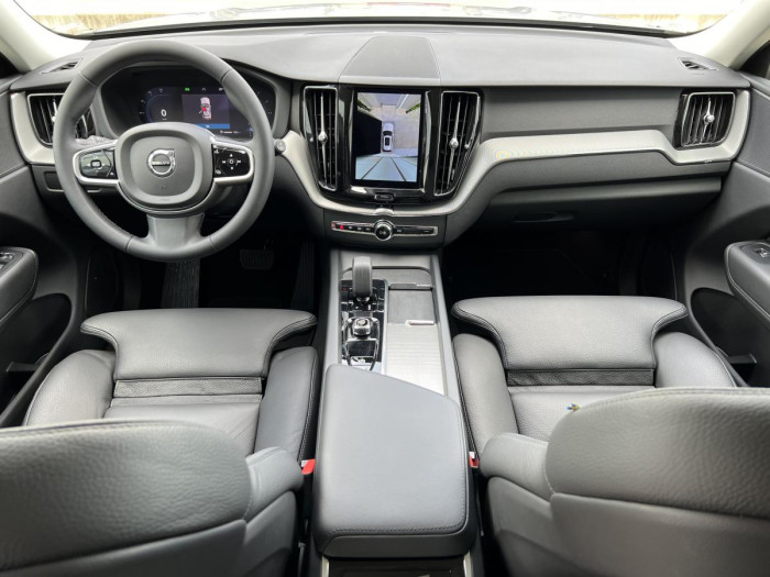 Volvo XC60 B4 PLUS DARK Aut 1.maj. 2.0 Plus