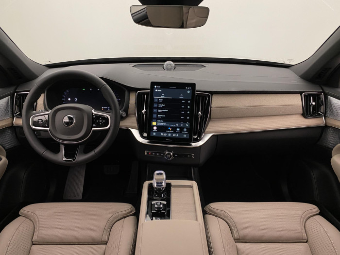 Volvo XC90 T8 AWD RECHARGE DARK PLUS 7m