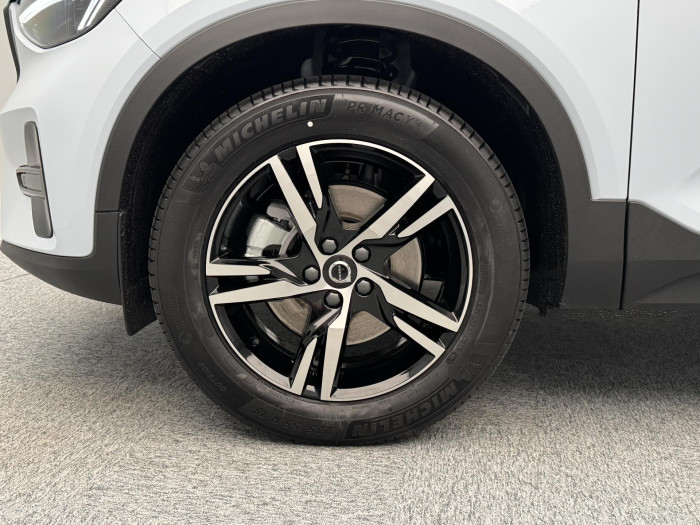 Volvo XC40 B3 AUT DARK PLUS