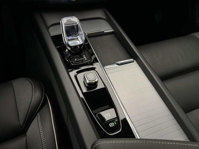 Volvo XC60 B5 AWD ULTRA BLACK EDITION AUT 2.0 Edition