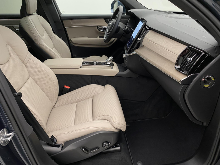 Volvo XC90 T8 AWD RECHARGE BRIGHT PLUS 7m