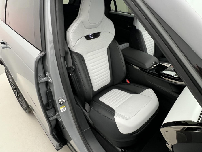 Land Rover Range Rover Sport P635 SV EDITION TWO REZERVACE 4.4 Edition