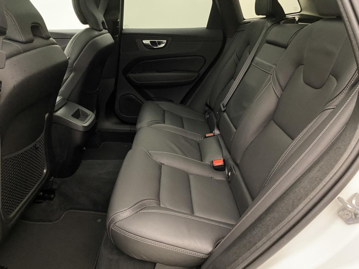 Volvo XC60 D5 AWD INSCRIPTION REZERVACE 2.0 d