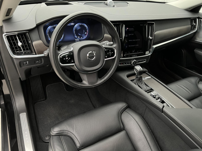 Volvo V90 CC D5 AWD PRO AUT 1.maj. 2.0 d CC CC