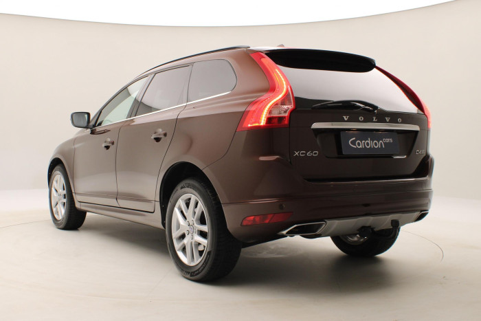 Volvo XC60 D4 AWD MOMENTUM REZERVACE 2.4 d Momentum