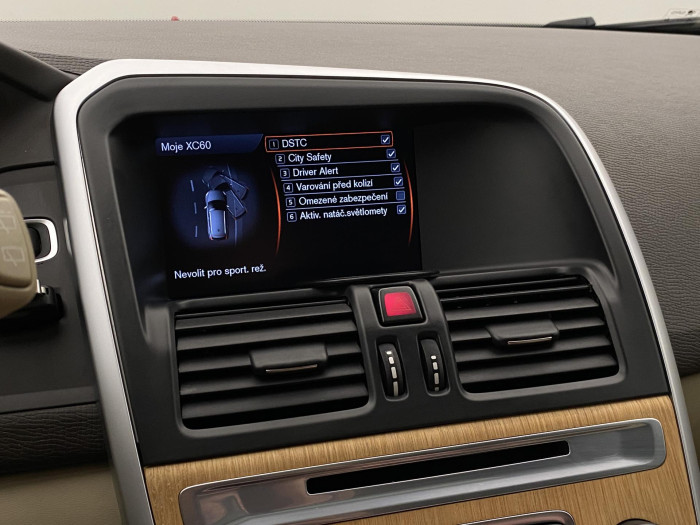 Volvo XC60 D5 AWD SUMMUM AUT CZ 2.4 d Summum