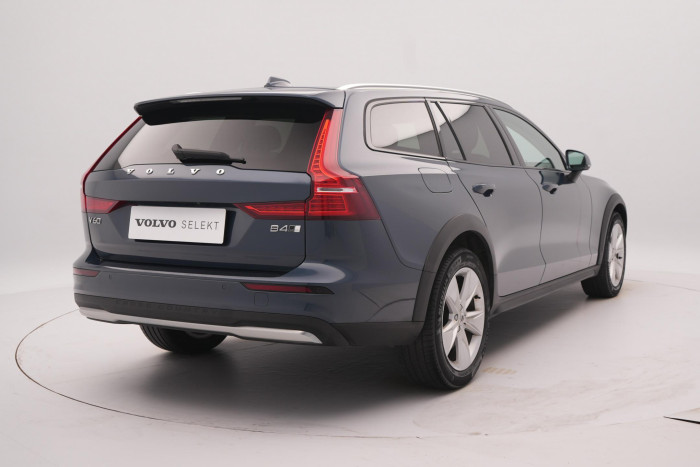 Volvo V60 CC B4 AWD PRO AUT 2.0 CC CC
