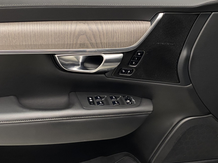 Volvo V90 CC B5 AWD MOMENTUM AUT CZ 2.0 CC CC Momentum