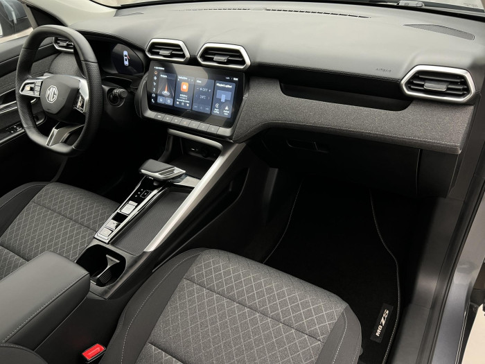 MG ZS 1.5 EMOTION HYBRID+ AUT CZ