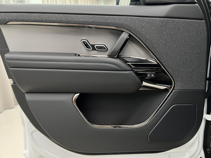 Land Rover Range Rover Sport D300 DYNAMIC SE AWD Aut 3.0 d Dynamic SE