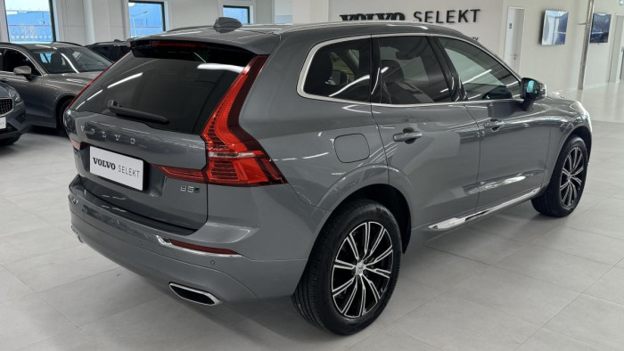 Volvo XC60 B5 AWD INSCRIPTION REZERVACE