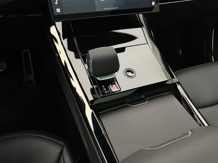 Land Rover Range Rover Sport D300 DYNAMIC HSE AWD Aut 3.0 d Dynamic