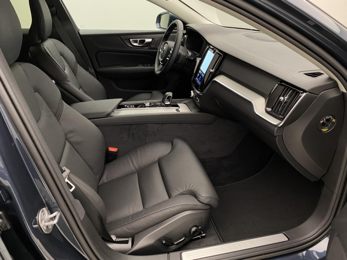 Volvo V60 B4 AUT BRIGHT PLUS