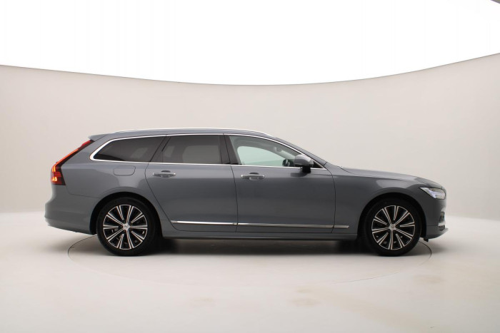 Volvo V90 B5 AWD INSCRIPTION REZERVACE
