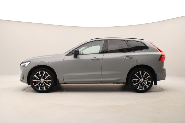 Volvo XC60 B4 AWD PLUS DARK AUT 1.maj