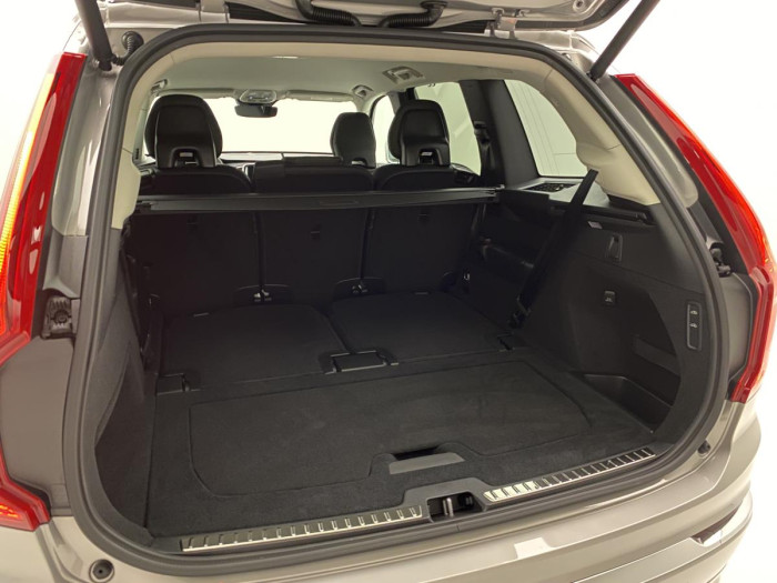 Volvo XC90 B5 AWD AUT BRIGHT PLUS 7míst 2.0 Plus