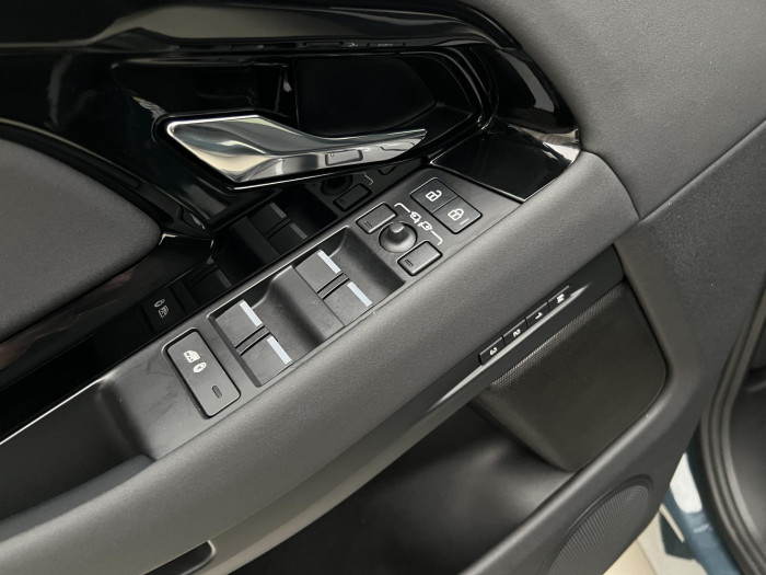 Land Rover Range Rover Evoque D200 DYNAMIC SE AWD AUT CZ 2.0 d Dynamic SE