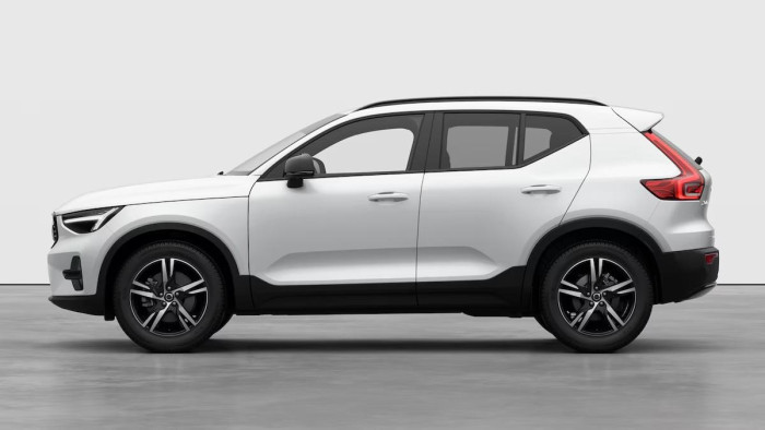 Volvo XC40 B3 AUT DARK PLUS