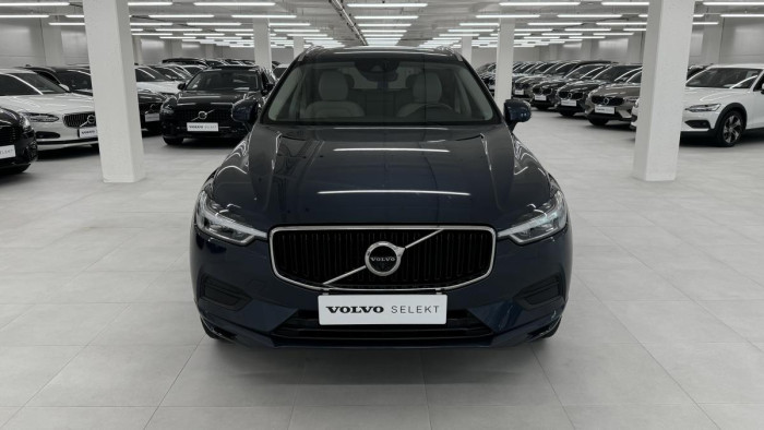 Volvo XC60 D4 MOMENTUM PRO REZERVACE 2.0 d Momentum