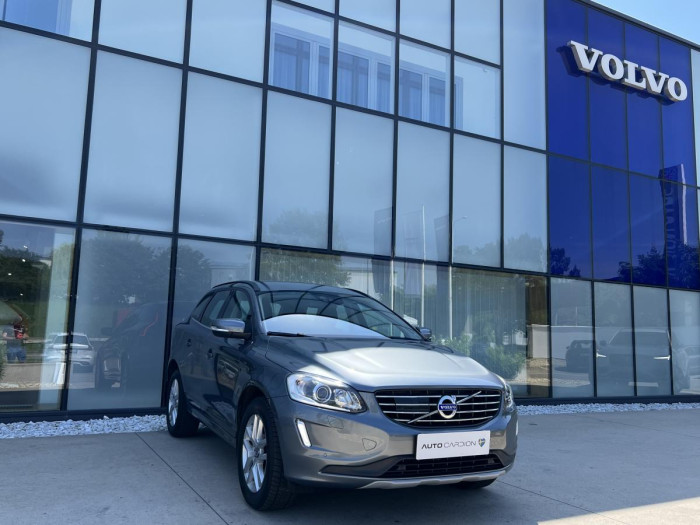 Volvo XC60 D4 AWD MOMENTUM Aut 2.4 d Momentum
