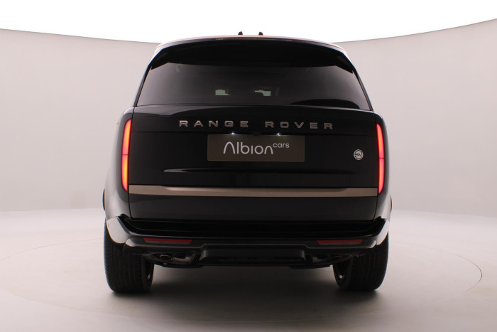 Land Rover Range Rover SV P615 SWB