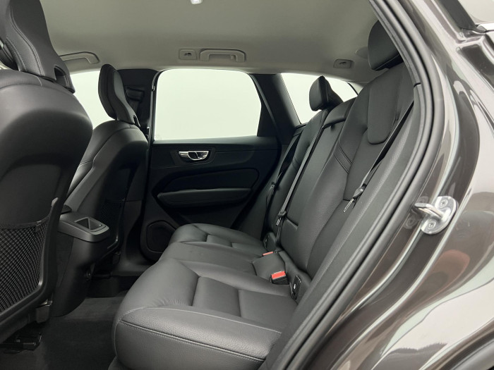 Volvo XC60 B5 AWD INSCRIPTION AUT 1.maj.