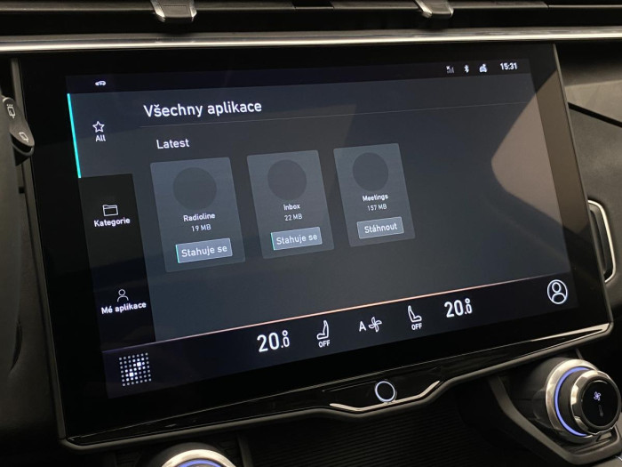 Lynk & Co 01 PHEV DCT AUT 1.maj