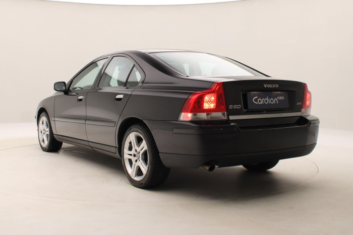 Volvo S60 D5 2.4D CZ 2.4 d d