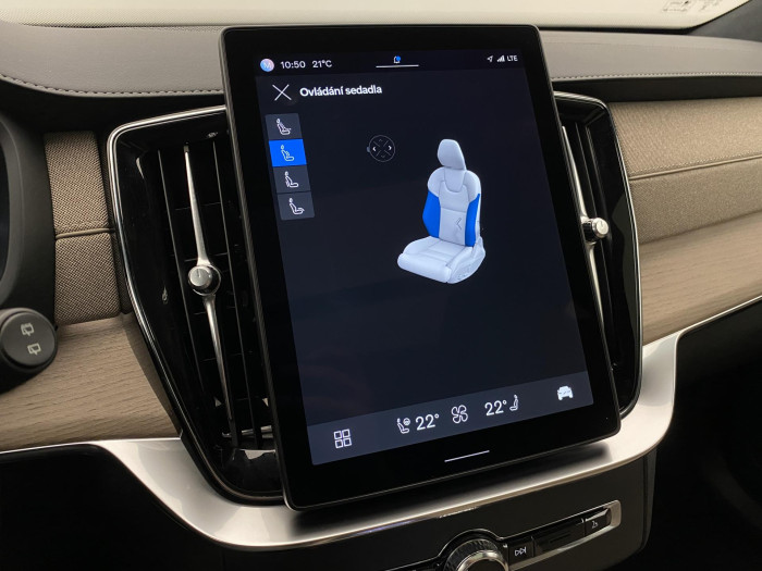 Volvo XC90 T8 AWD RECHARGE DARK ULTRA 7