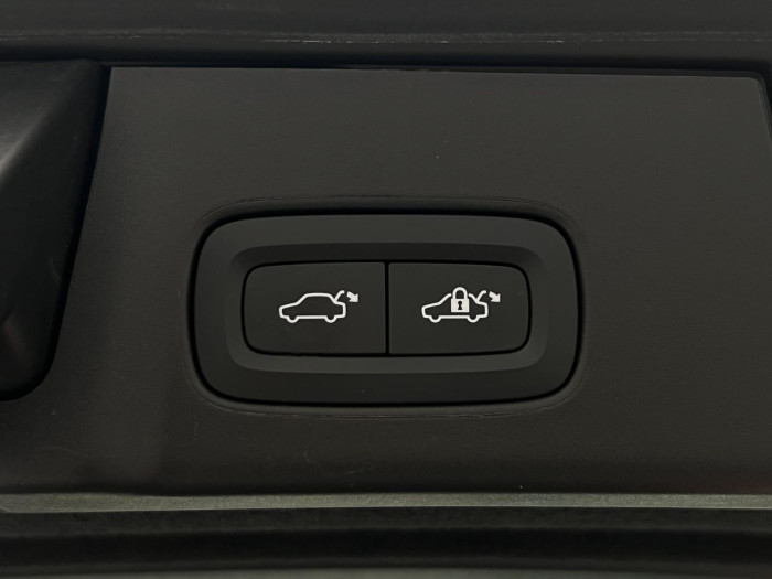 Volvo V90 T6 AWD RECHARGE INSCRIPTION CZ