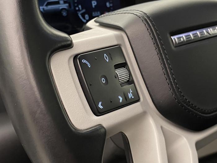 Land Rover Defender 110 P400 X-DYNAMIC HSE AWD CZ 3.0 Dynamic