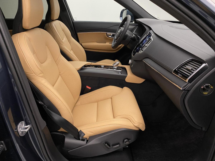 Volvo XC90 B5 AWD AUT BRIGHT PLUS 7míst 2.0 Plus