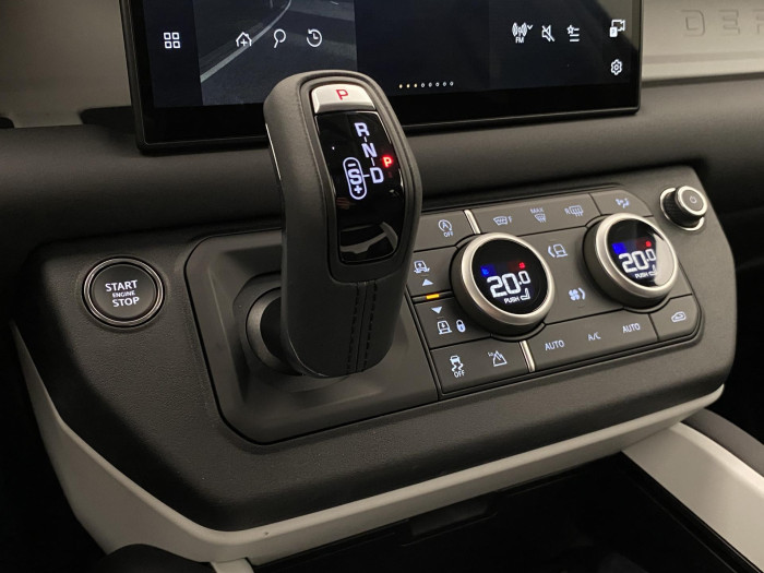 Land Rover Defender 110 D200 S AWD AUT 3.0 d