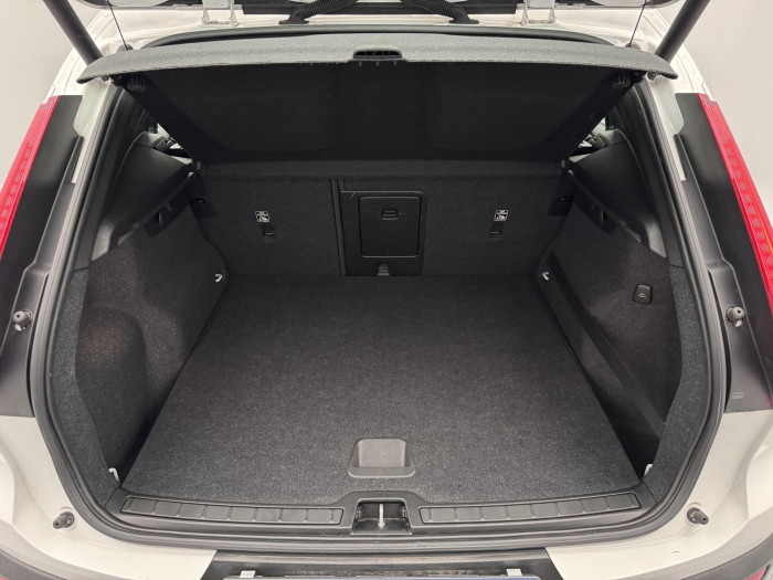 Volvo XC40 T4 AWD MOMENTUM CZ 2.0 Momentum